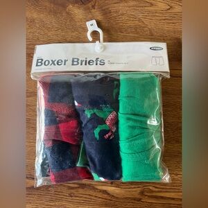 Boys size Medium Old Navy NIP Christmas boxer briefs